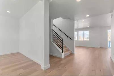 1546 N 3150 W, Provo, UT 84601 - Photo 4