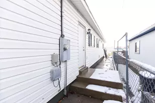 421 N 50 W, Tooele, UT 84074 - Photo 32