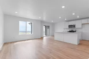 328 E Glencoe Dr, Lehi, UT 84048 - Photo 2