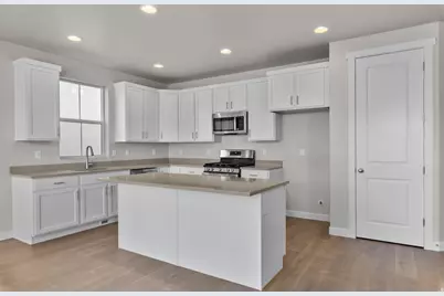 1562 N 3200 W, Provo, UT 84601 - Photo 10