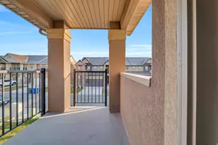 1607 N Catagena Park Way E, Saratoga Springs, UT 84045 - Photo 8