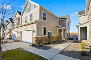 8252 W Cascade View Way S, Magna, UT 84044 - Photo 6