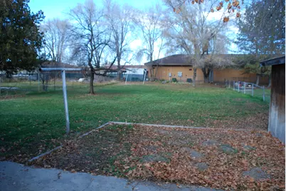 389 E Morgan St, Layton, UT 84041 - Photo 38