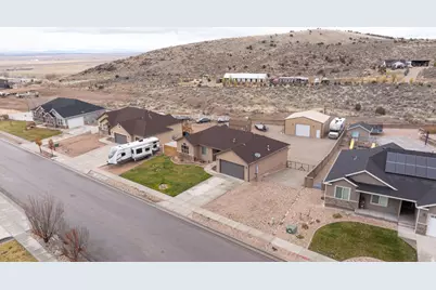 2101 E Ravine Rd, Enoch, UT 84721 - Photo 1