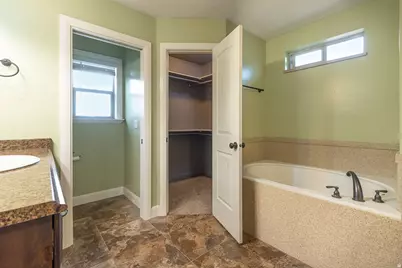 2101 E Ravine Rd, Enoch, UT 84721 - Photo 14