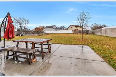 550 N 400 W, Orem, UT 84057 - Photo 14