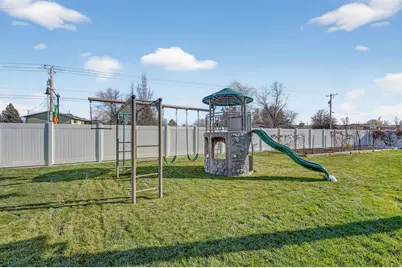 731 S 3050 W, Syracuse, UT 84075 - Photo 44