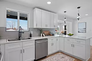 1973 S Davis Blvd, Bountiful, UT 84010 - Photo 10