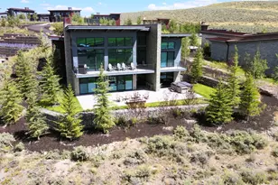 6423 Golden Bear Loop W, Snyderville, UT 84098 - Photo 2