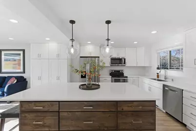 1481 E Noelle Rd S, Sandy, UT 84092 - Photo 12