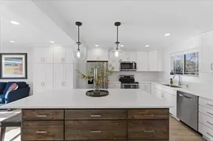 1481 E Noelle Rd S, Sandy, UT 84092 - Photo 12