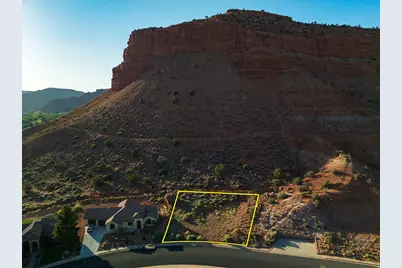 745 E Country Club Dr #114, Kanab, UT 84741 - Photo 2