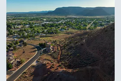 745 E Country Club Dr #114, Kanab, UT 84741 - Photo 8