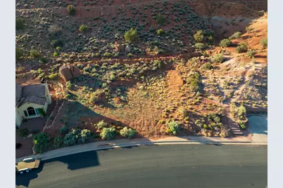 745 E Country Club Dr #114, Kanab, UT 84741 - Photo 4