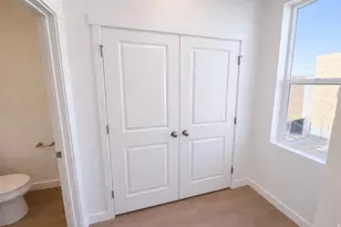 877 S Mathilda Dr, Saratoga Springs, UT 84045 - Photo 4