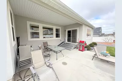 8626 N Lakeshore Dr, Lake Point, UT 84074 - Photo 36