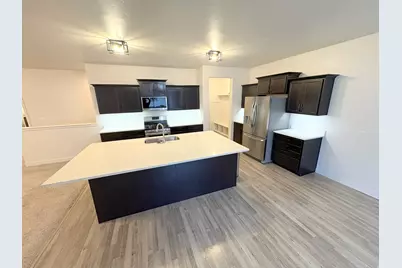 8626 N Lakeshore Dr, Lake Point, UT 84074 - Photo 8