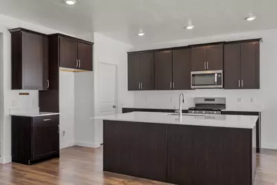 2255 E Emerald Ave, Eagle Mountain, UT 84005 - Photo 10