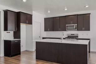 2255 E Emerald Ave, Eagle Mountain, UT 84005 - Photo 10