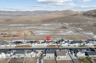 2255 E Emerald Ave, Eagle Mountain, UT 84005 - Photo 36