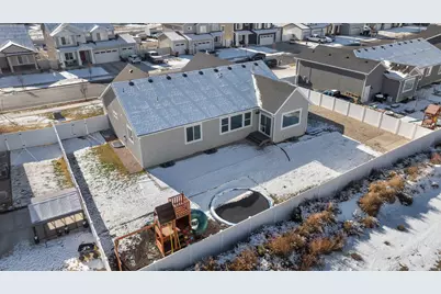 2255 E Emerald Ave, Eagle Mountain, UT 84005 - Photo 36