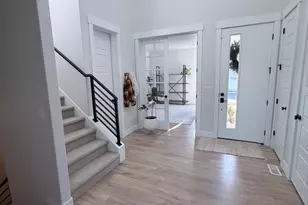 1645 E Greenley Hill Dr, Eagle Mountain, UT 84005 - Photo 10