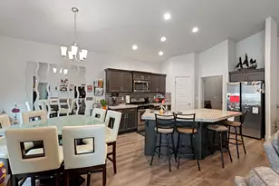 7559 N Silver Park Dr, Eagle Mountain, UT 84005 - Photo 8