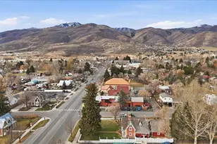 103 E Main St, Midway, UT 84049 - Photo 6