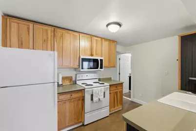 103 E Main St, Midway, UT 84049 - Photo 22