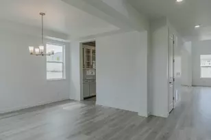 1301 S Jake Dr W, Saratoga Springs, UT 84045 - Photo 4