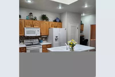 111 N Turnbury Ln, Washington, UT 84780 - Photo 4