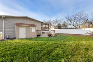 2932 W 6050 S, Roy, UT 84067 - Photo 24