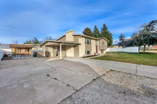 2932 W 6050 S, Roy, UT 84067 - Photo 2