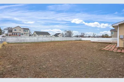 1266 E 3125 N, Layton, UT 84040 - Photo 24