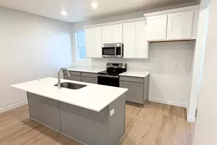 873 S Mathilda Dr, Saratoga Springs, UT 84045 - Photo 4