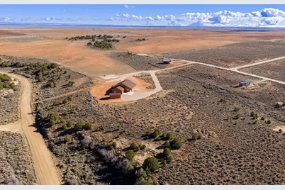 429 E Pioneer Bnd, Monticello, UT 84535 - Photo 8