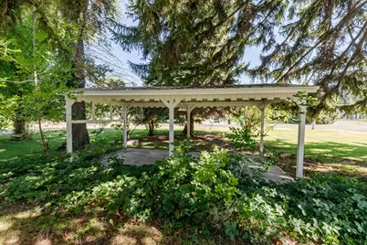 291 N Main St, Hyde Park, UT 84318 - Photo 42