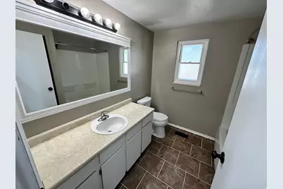 1230 S Birch Ave W, Roosevelt, UT 84066 - Photo 12