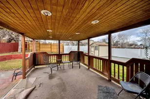 5346 S Queenswood Dr, Taylorsville, UT 84129 - Photo 10