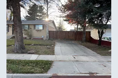 5346 S Queenswood Dr, Taylorsville, UT 84129 - Photo 8