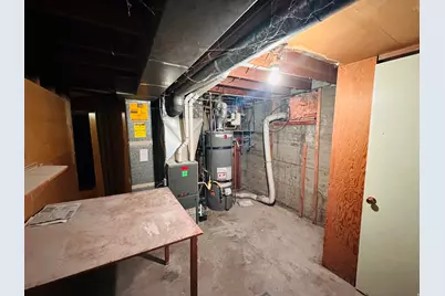 2877 E Delsa Dr S, Holladay, UT 84124 - Photo 8