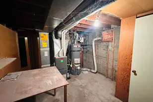 2877 E Delsa Dr S, Holladay, UT 84124 - Photo 8