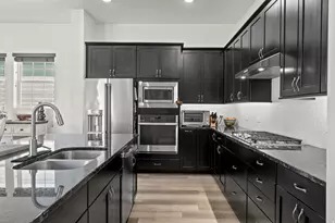 11242 S Willow Walk Dr, South Jordan, UT 84009 - Photo 14