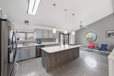 4837 S Quailstone Cir, Taylorsville, UT 84129 - Photo 16