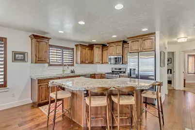 12447 S Cheval Ct W, Herriman, UT 84096 - Photo 8