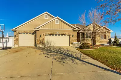 12447 S Cheval Ct W, Herriman, UT 84096 - Photo 2