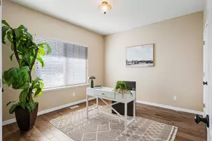 9225 N Mount Airey Dr, Eagle Mountain, UT 84005 - Photo 32