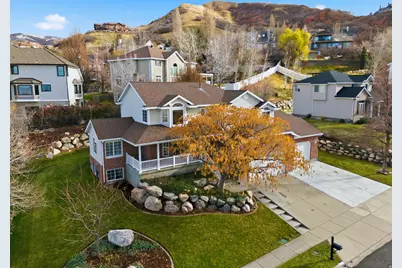 3759 S Huntington Dr, Bountiful, UT 84010 - Photo 1