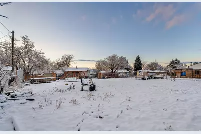 610 N 100 W, Tooele, UT 84074 - Photo 26