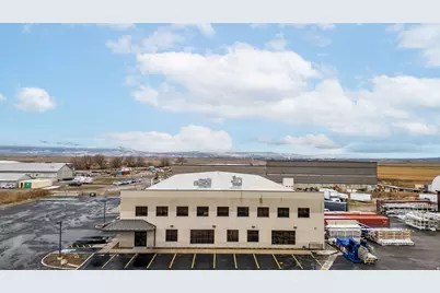 3775 N 200 W, Hyde Park, UT 84318 - Photo 2